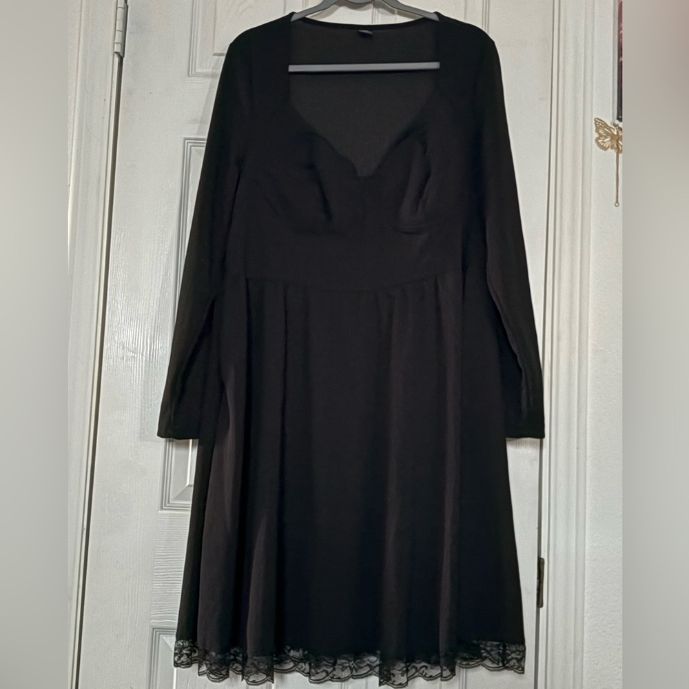 SHEIN Curve 3X Goth Valentine Day Black Long Sleeve Dress